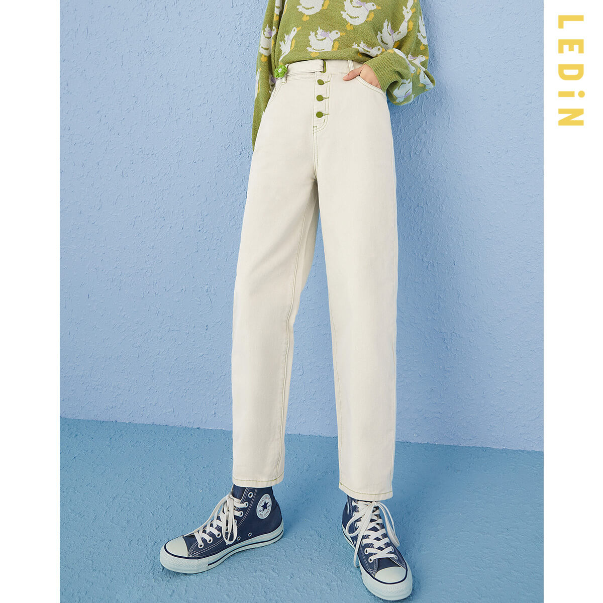 直筒牛仔褲女2021年春季新款褲子女裝童趣花花牛仔褲寬鬆